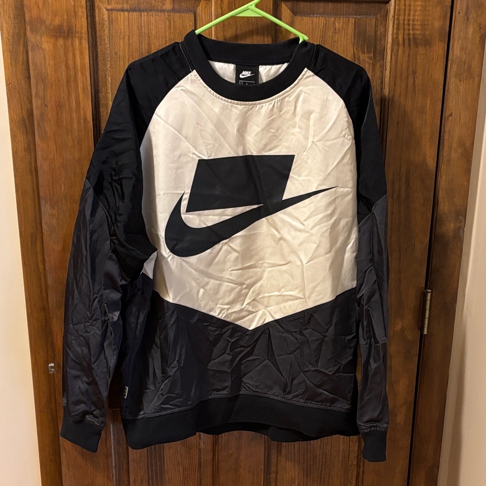 Nike Monochrome Logo Sweatshirt